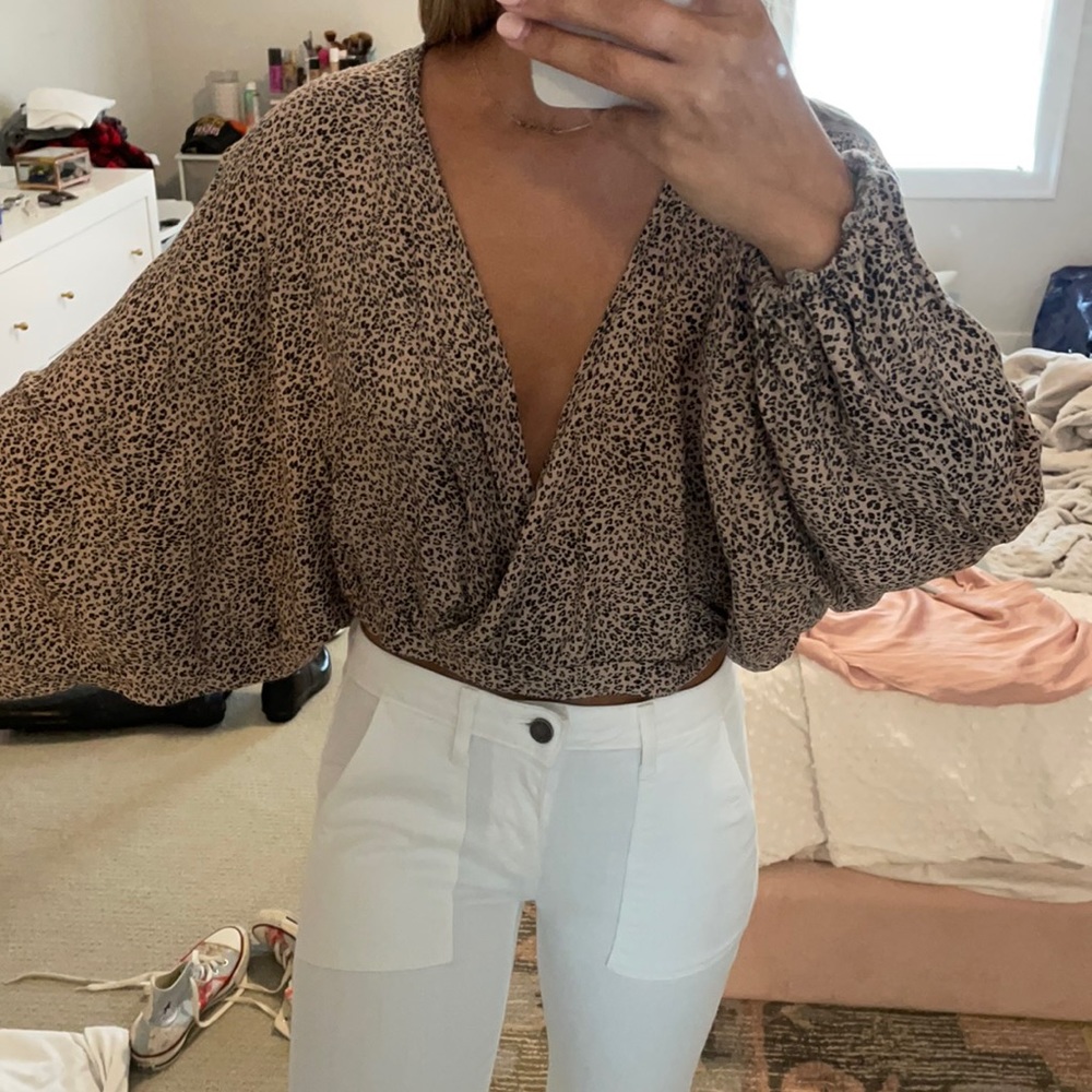 American Threads Cheetah Crop Top